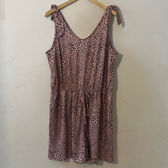 Rosfancy Cheetah Print Romper - Picture 3 of 12